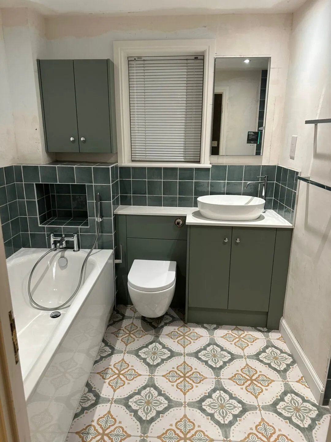 The White House-Milford on Sea, Lymington